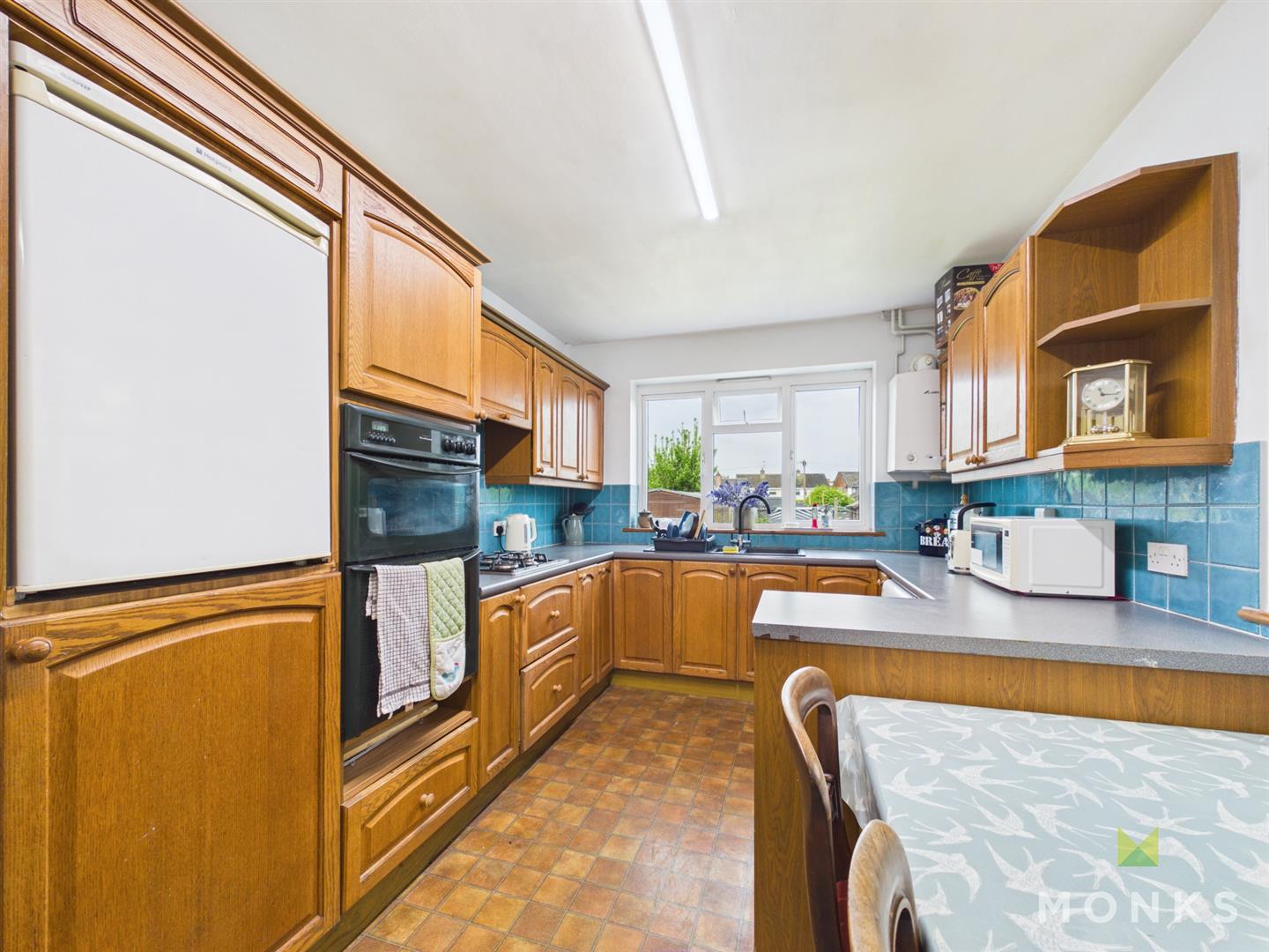 12 Powis Avenue, Oswestry, SY11 2JS For Sale